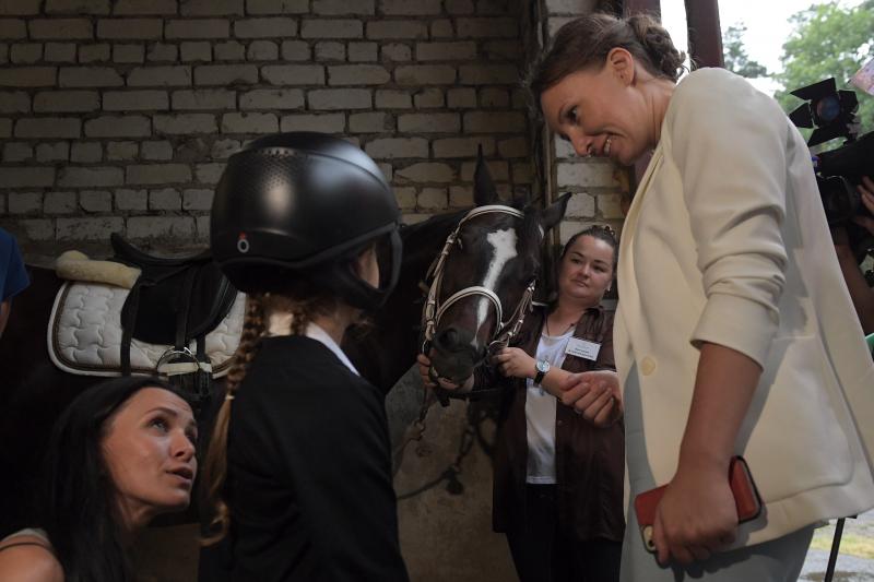 Конфликт вокруг нижегородской конно-спортивной школы попал в поле зрения федеральных чиновников - фото 1