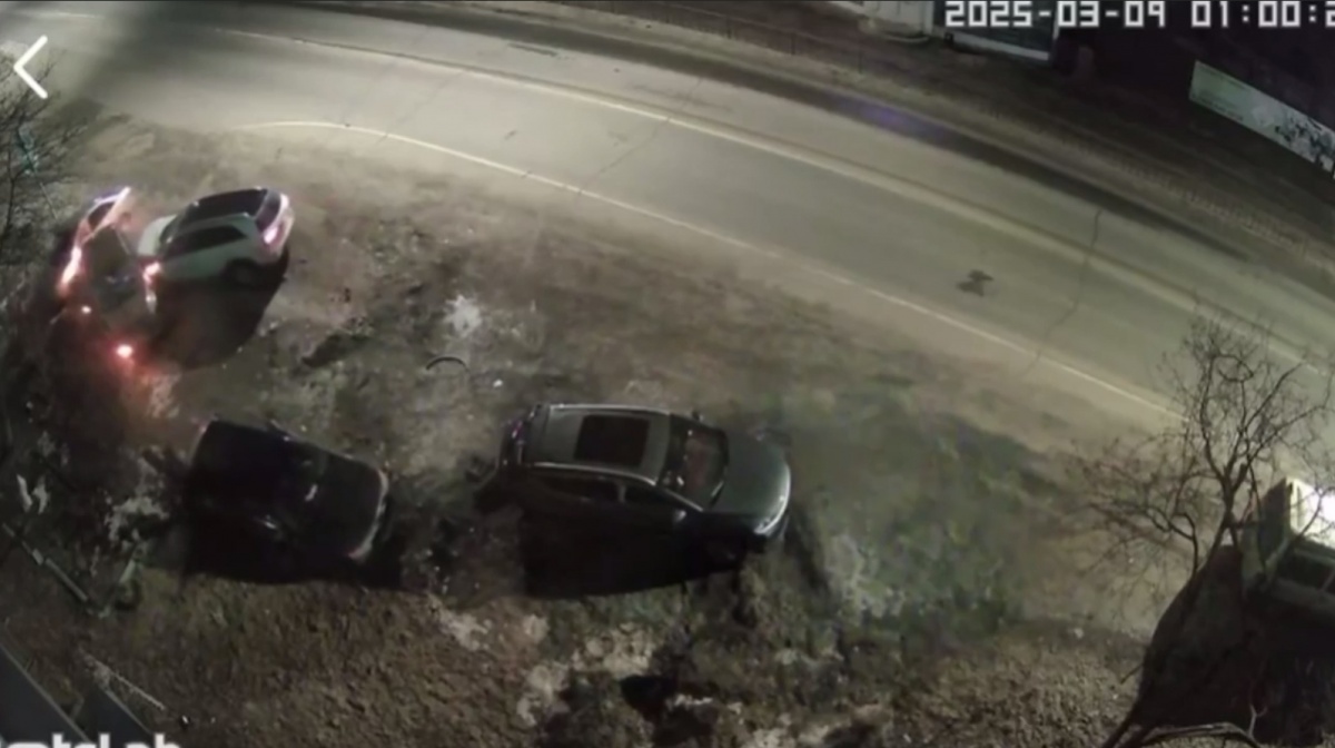 Иномарка протаранила четыре легковушки в Нижегородской области - фото 1