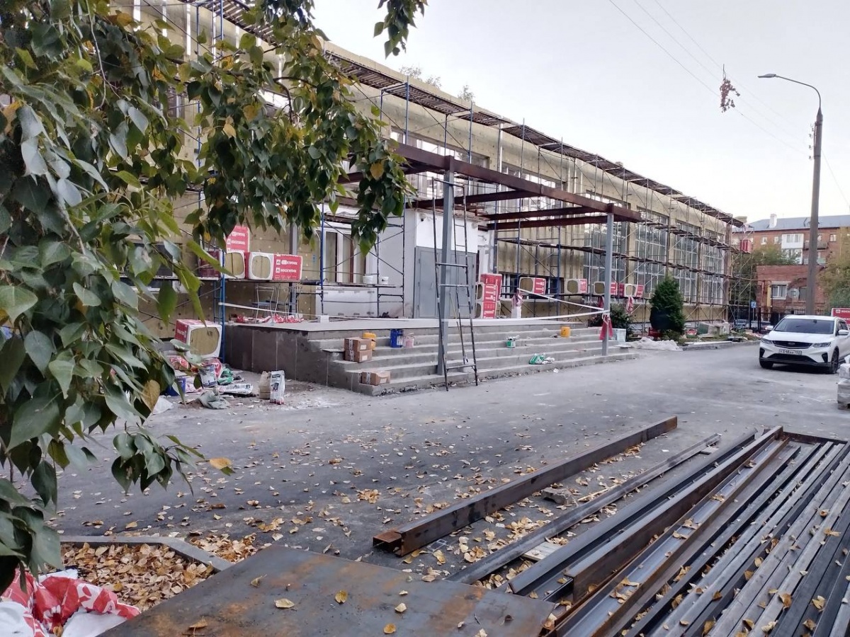 Ремонт в школе № 2 Канавинского района планируется завершить в октябре - фото 1