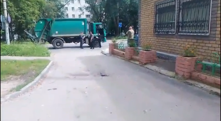 Мусоровоз сбил пенсионерку в Нижнем Новгороде - фото 1
