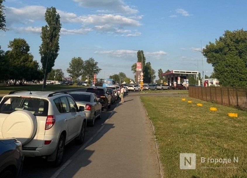 Жуткие пробки сковали выезды из Нижнего Новгорода в пятницу — карта - фото 1
