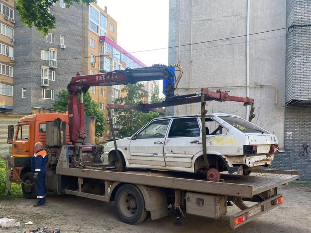 Более 30 брошенных автомобилей обнаружили за месяц в Нижегородском районе - фото 1