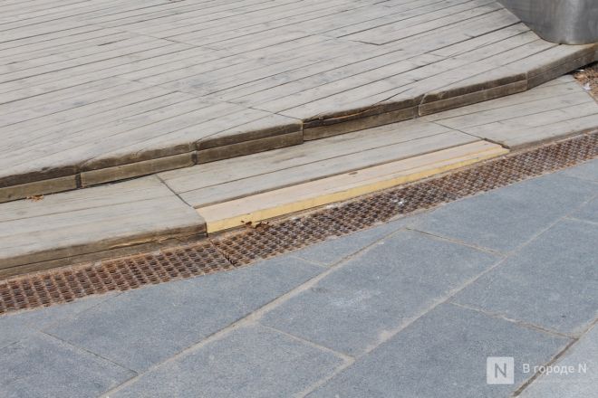 Трещит по швам: как выглядит центр Нижнего Новгорода после аномальной зимы — фоторепортаж - фото 122