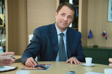 Кто вы, мистер Комаров?