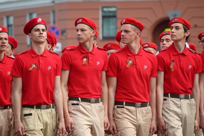 В Нижнем Новгороде состоялся парад в честь 74-й годовщины Победы - фото 16