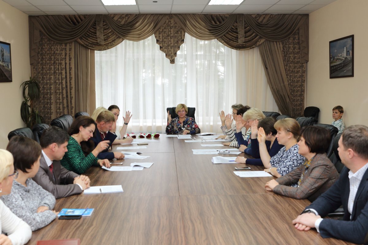 Новые депутаты нижегородской думы получили удостоверения - фото 1
