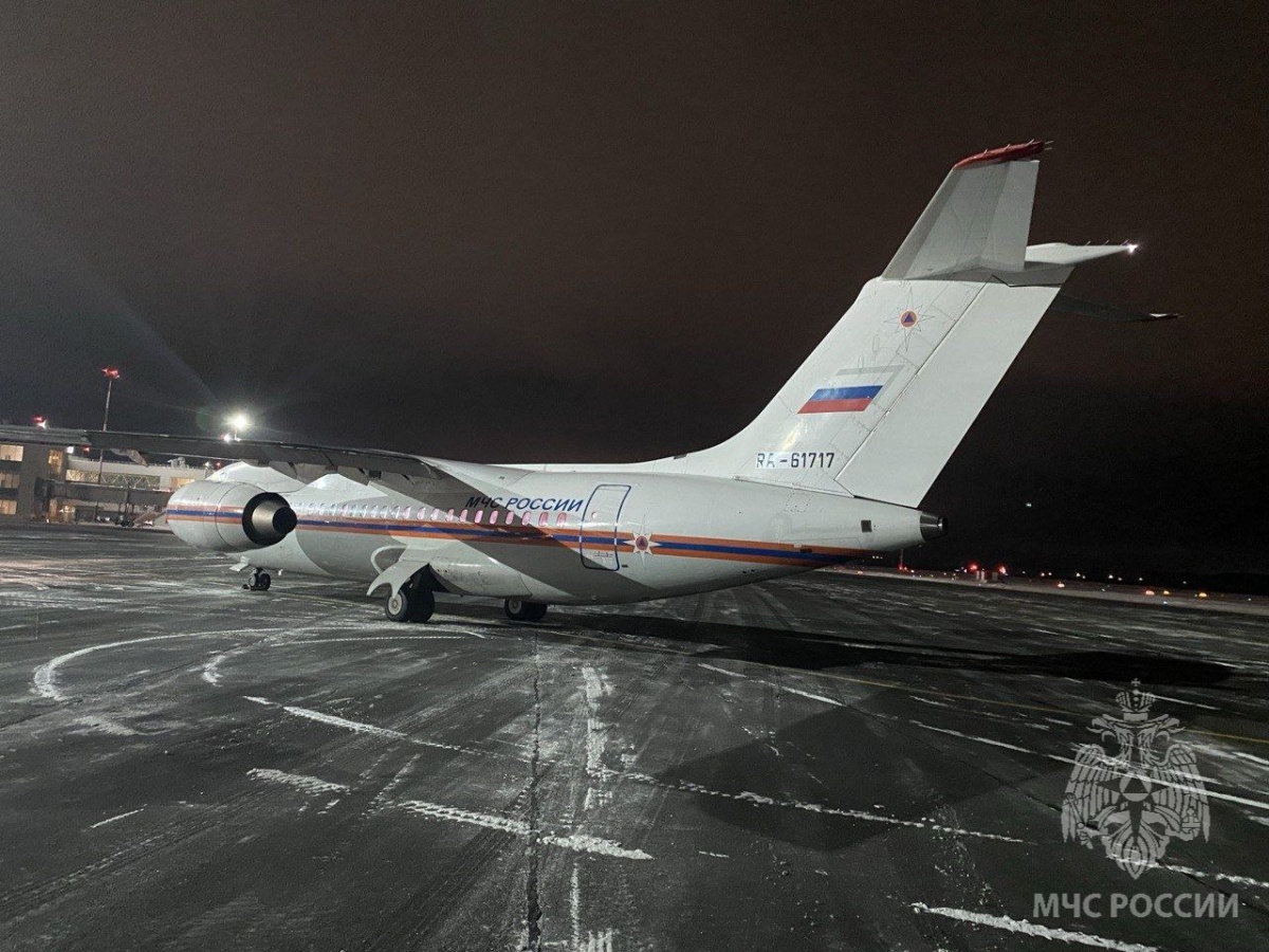 Ребенка из Челябинска доставили на лечение в ПИМУ самолетом МЧС - фото 1