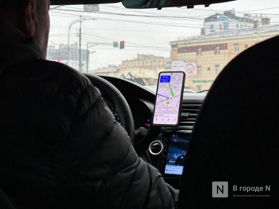 Нижегородцы пожаловались на высокие цены на такси - фото 1