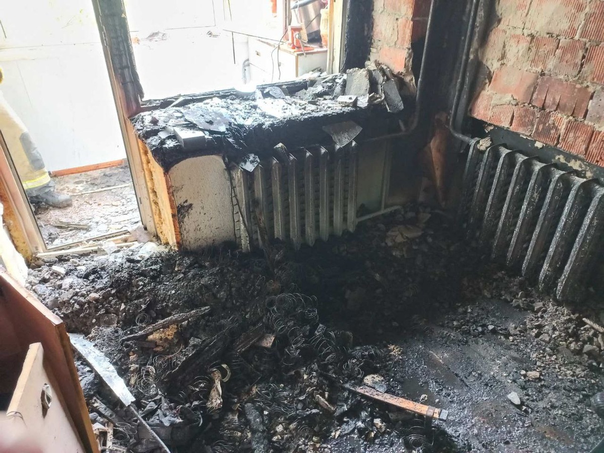12 человек спасли из горящего дома  в Советском районе - фото 1