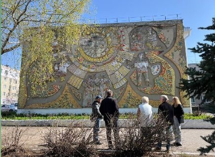 Уникальную мозаику отреставрируют в Володарске