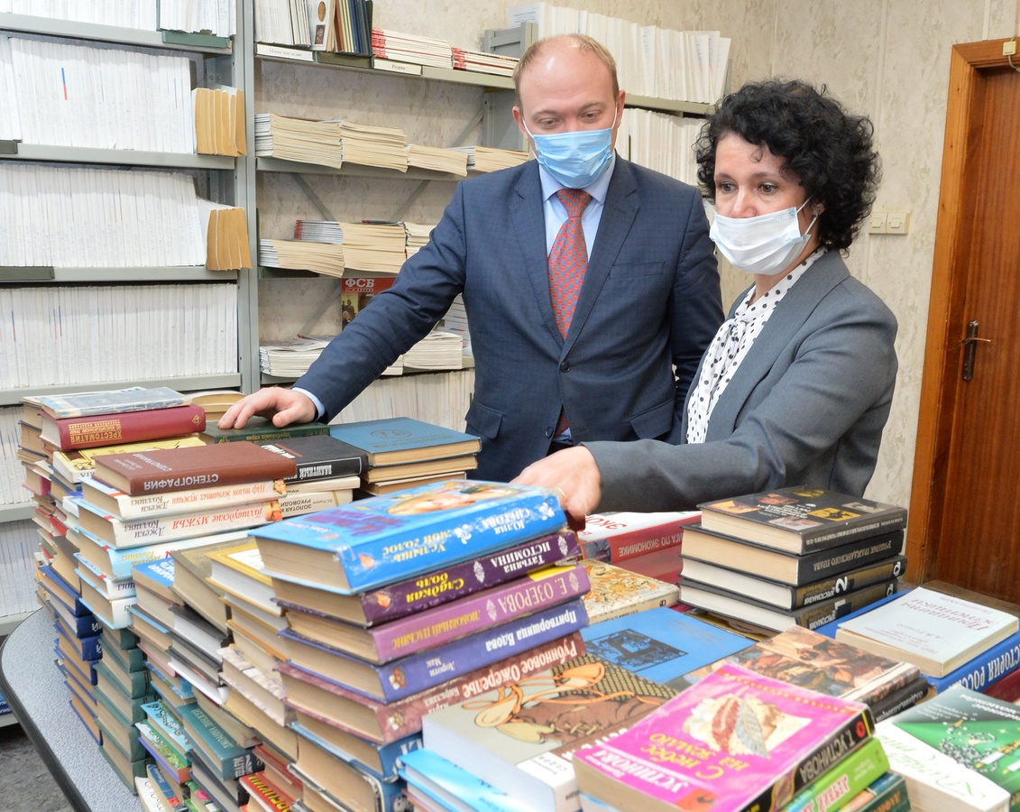 Ветлужская библиотечная система получила книги от регионального Законодательного собрания - фото 1