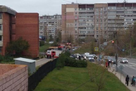 Школы массово эвакуируют в Нижнем Новгороде из-за сообщений о бомбах (ФОТО)