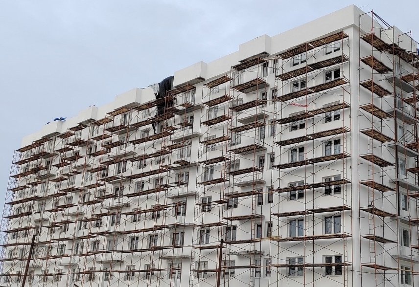 Четыре дома достраиваются в проблемном нижегородском ЖК &laquo;Новинки Smart City&raquo; - фото 1