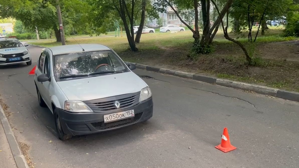 Машина сбила шестилетнего ребенка на самокате в Нижнем Новгороде - фото 1