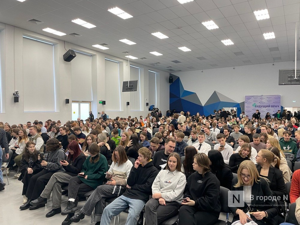 Екатерина Мизулина встретилась со студентами в Нижнем Новгороде - фото 2
