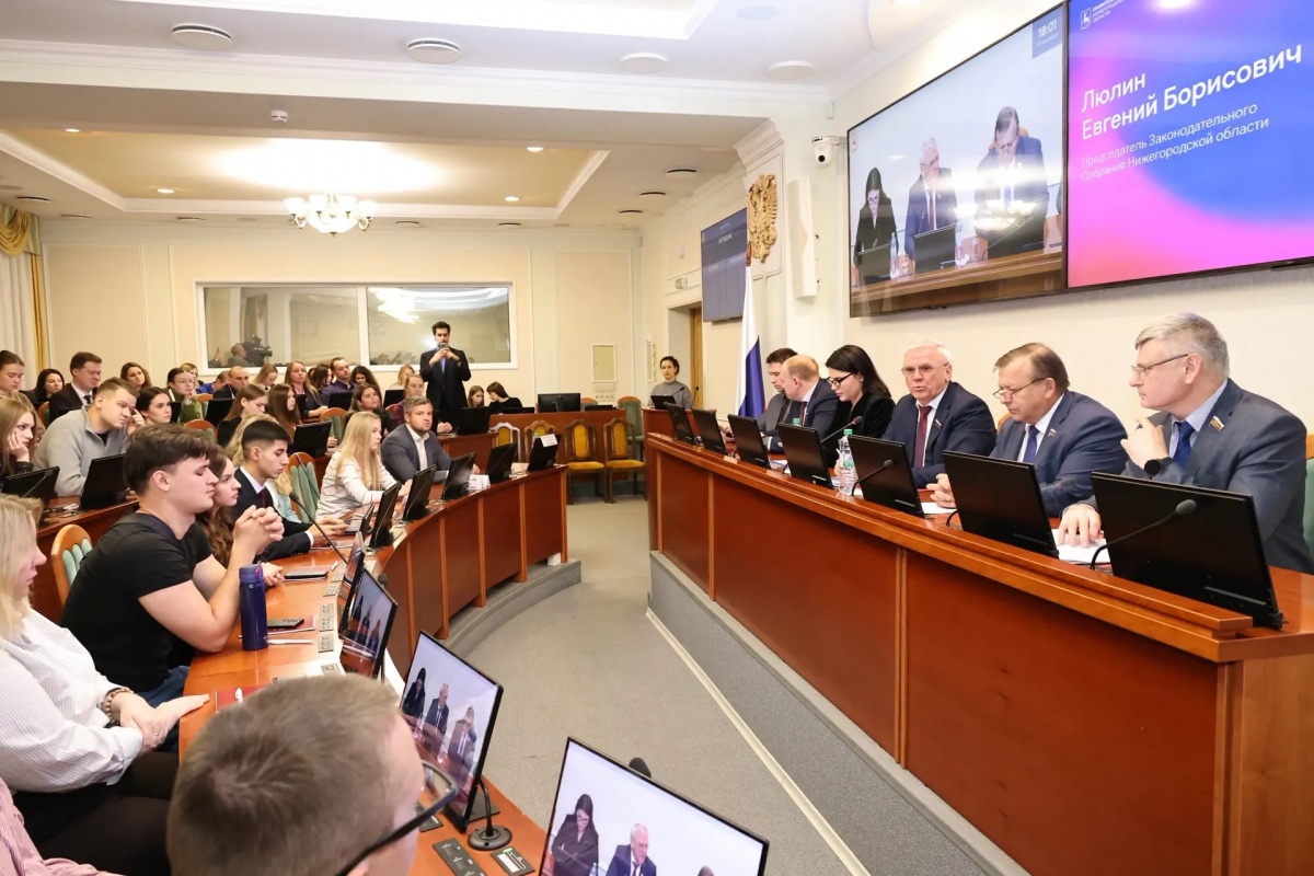 Люлин встретился с участниками пятого сезона проекта &laquo;Лидеры Нижегородской области&raquo; - фото 1