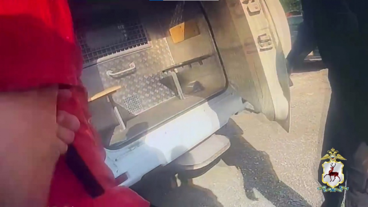 Мужчина напал на прохожего с бензопилой в Дзержинске - фото 1