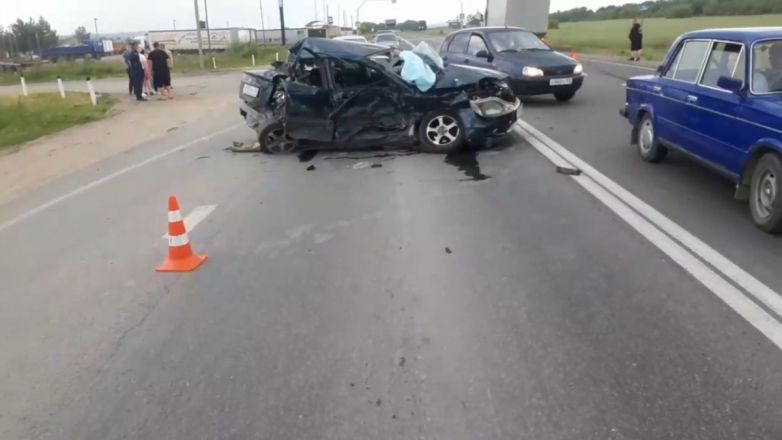 Водитель иномарки получил травмы в столкновении четырех автомобилей в Арзамасском районе - фото 4