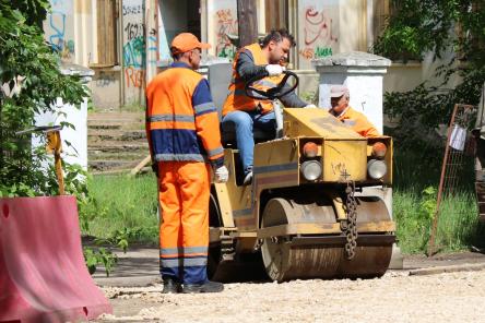 Работы по благоустройству после зимних &laquo;раскопок&raquo; вышли на завершающую стадию (ФОТО)