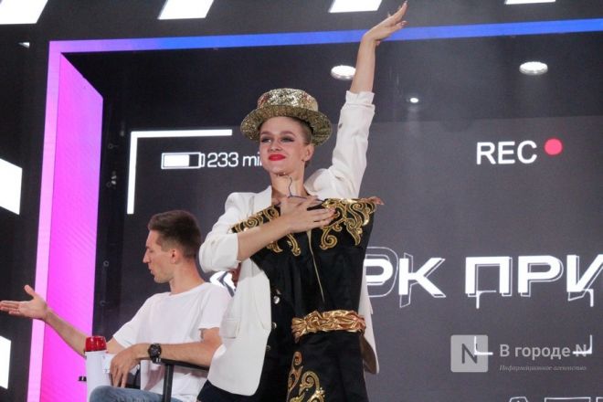 Шоу 80.1 и Artik &amp; Asti: что происходило на главной нижегородской сцене в День города - фото 38