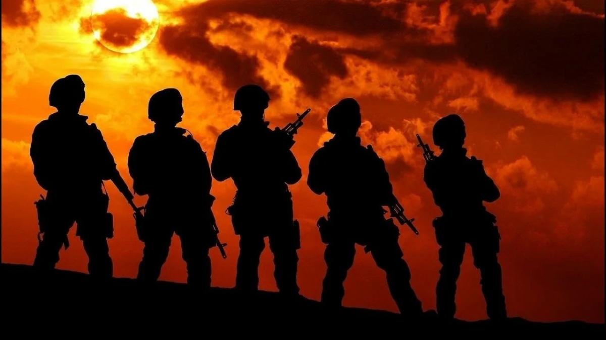 Клинков высказался о контрактах жителей Дзержинска с Минобороны РФ - фото 1