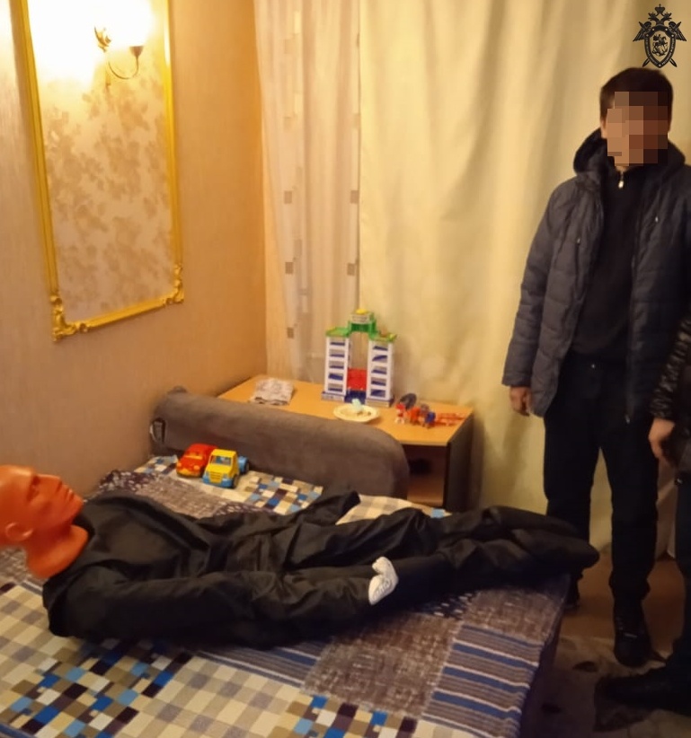 Житель Дзержинска убил пьяного брата из-за лужи на диване - фото 1