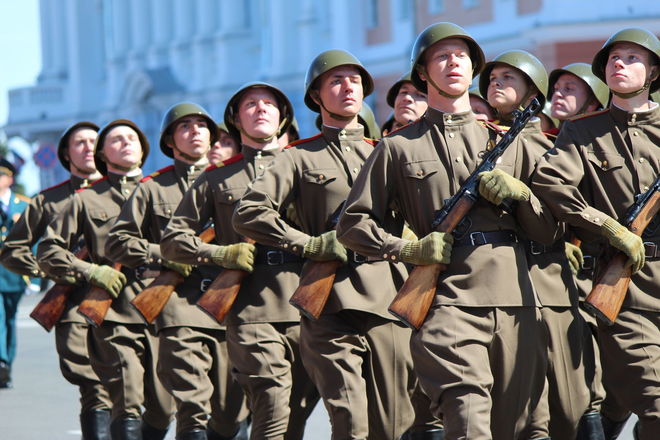 Парад в честь 73-й годовщины Победы прошел в Нижнем Новгороде (ФОТО) - фото 29
