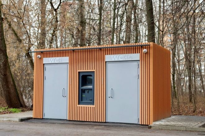 Власти рассказали, когда вернут общественный туалет на набережную Федоровского - фото 1