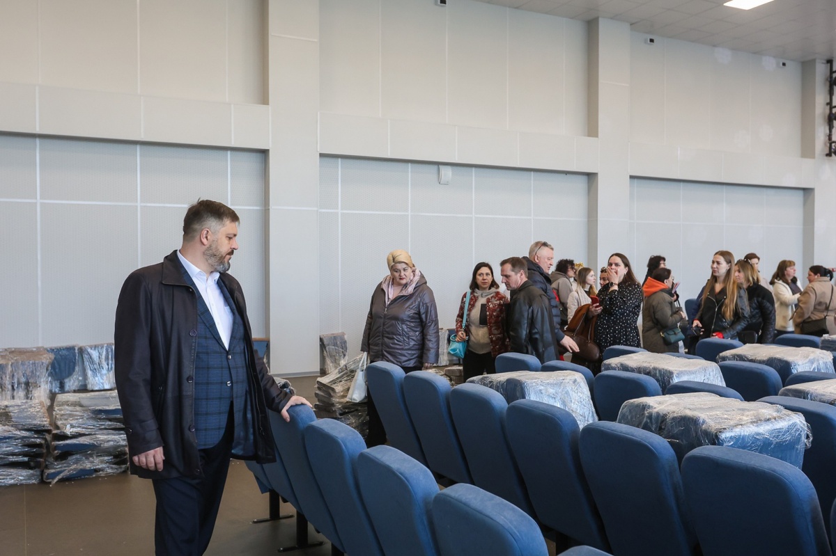 Родителям показали новую строящуюся школу в Дзержинске - фото 1