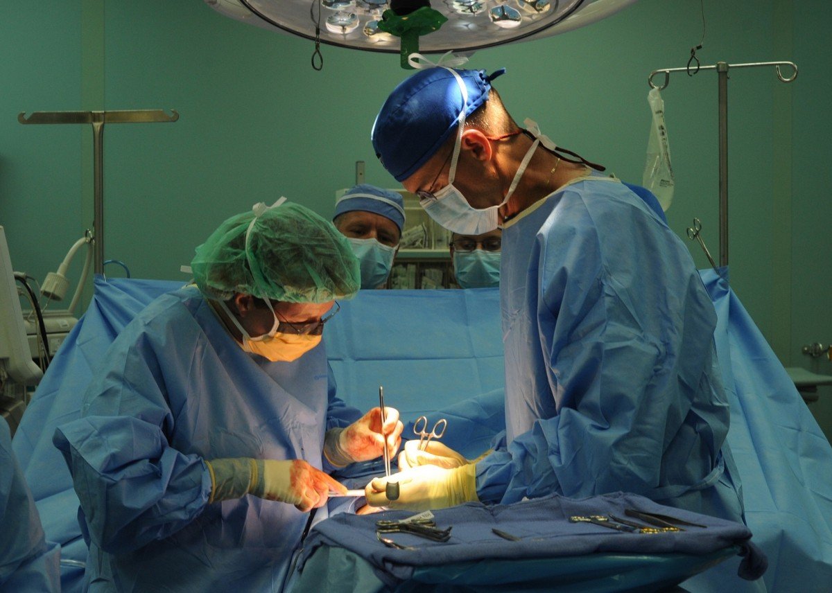 Нижегородские хирурги провели тысячную операцию на сердце с искусственным кровообращением - фото 1
