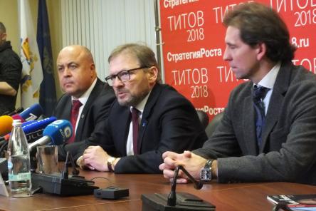 Кандидат в президенты Титов был удивлен тарифами ЖКХ в Нижегородской области