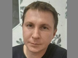 Мужчина с татуировкой в виде лица ребенка пропал в Первомайске