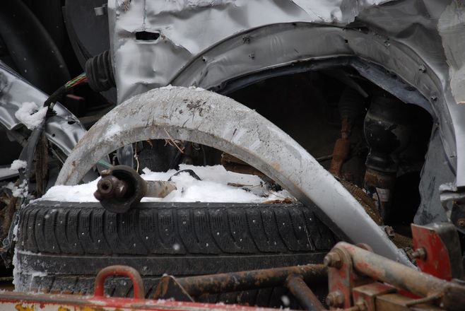 Разбитые автомобили напомнят нижегородцам о самых опасных участках дорог - фото 36
