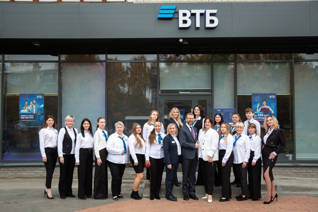 Обновленное отделение ВТБ открылось в центре Автозаводского района Нижнего Новгорода - фото 1