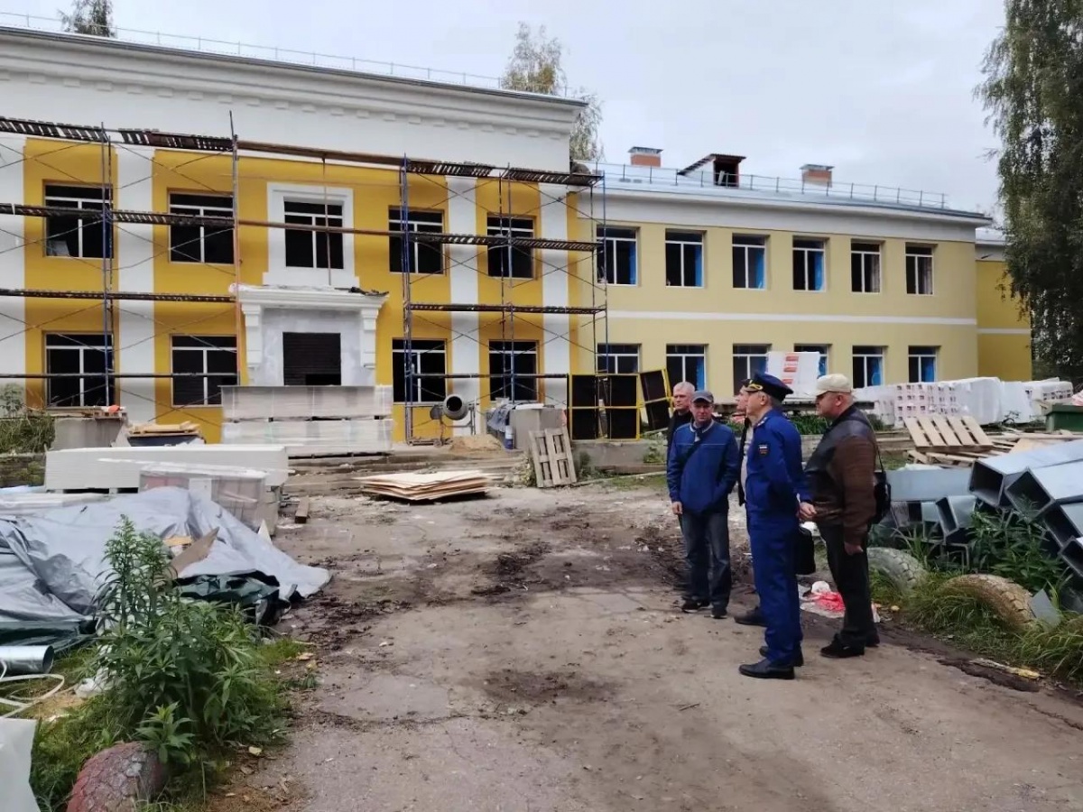 Подрядчик, который ремонтирует нижегородскую школу № 123, получил предостережение - фото 1