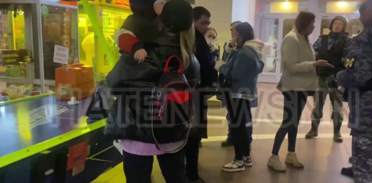Разборка взрослых обернулась травмой головы маленького ребенка в Нижнем Новгороде - фото 1