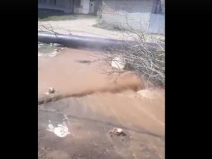 Ручей из кипятка возник в Советском районе
