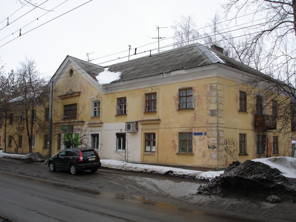 Режим повышенной готовности введен из-за разрушающегося дома в Сормове - фото 1