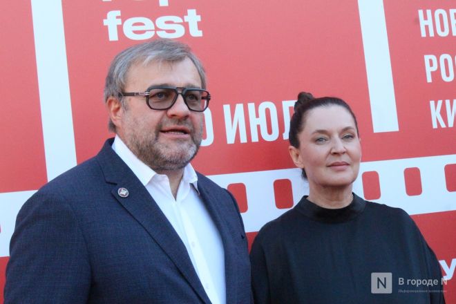 Фоторепортаж: знаменитости на открытии «Горький fest» в Нижнем Новгороде - фото 44