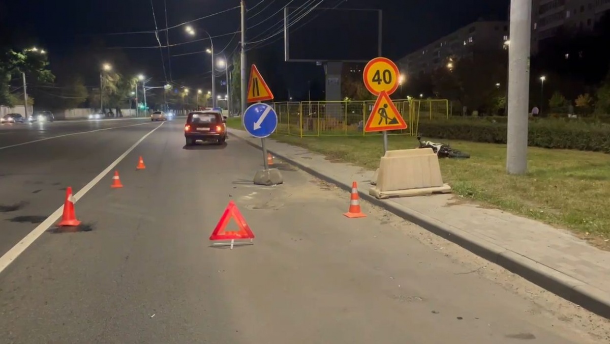 Питбайк наехал на препятствие в Нижнем Новгороде: пострадали дети - фото 1