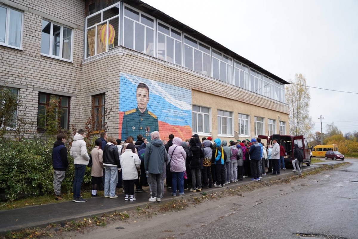 Граффити в честь участника СВО Александра Лебедева появилось в Ветлуге - фото 1