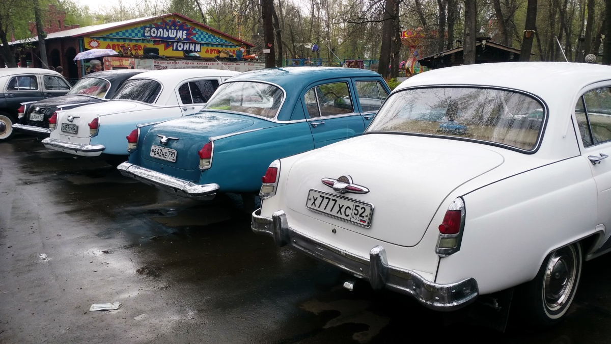 Редкие автомобили на нижегородских улицах: колеса страны Советов - фото 17